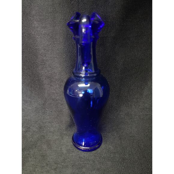 Vintage Avon Cobalt Blue Skin So Soft Bath Oil Bottle 1970's Collectible Decor - Picture 2 of 9